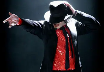 زندگینامه مایکل جکسون فیلم سینمایی می‌شود