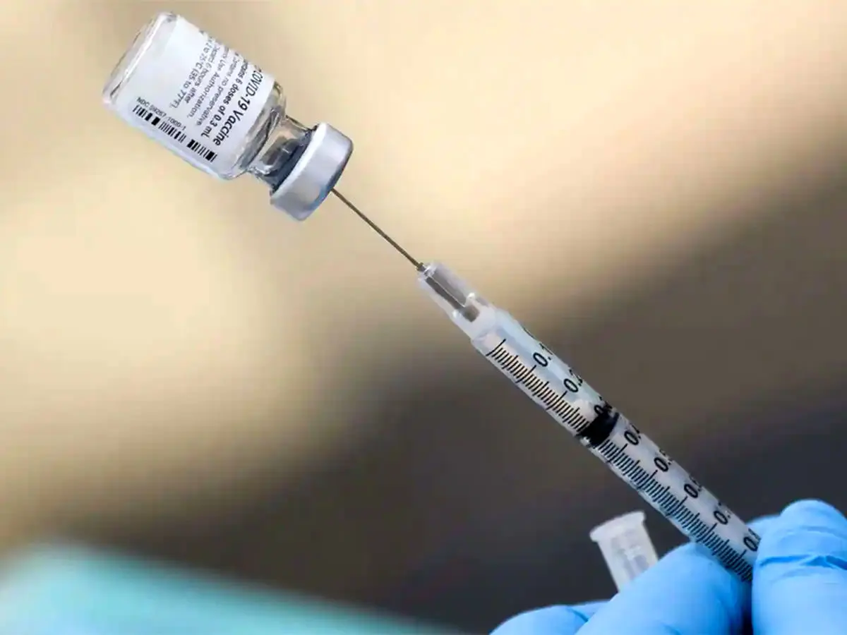 امکان نیاز به تزریق دوز چهارم و دوزهای بعدی واکسن کرونا