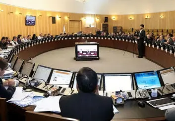 بند مربوط به ارز ۴۲۰۰ تومانی به کمیسیون تلفیق بازگردانده شد