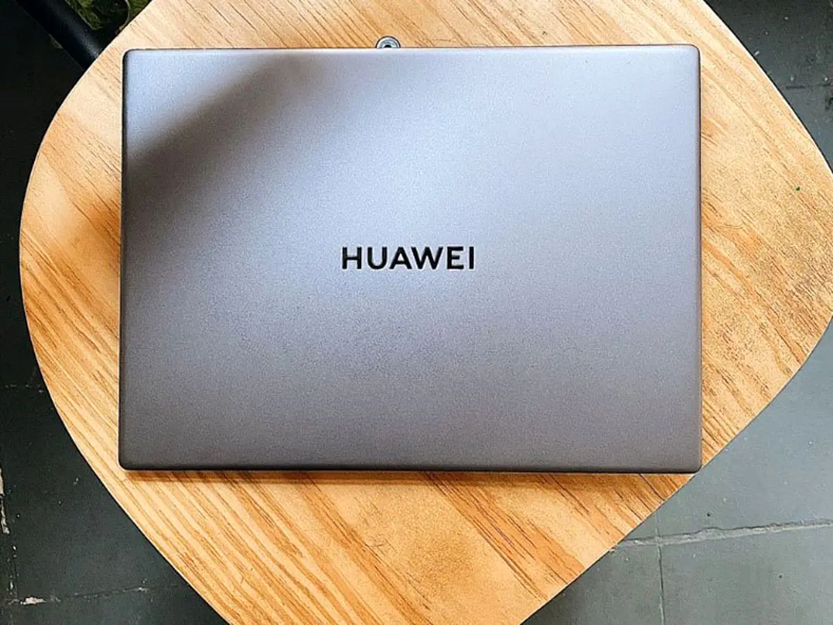 لپ‌تاپ میت‌بوک 14 هوآوی، مخصوص حرفه‌ای‌ها