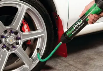 مزایای گاز نیتروژن برای لاستیک ماشین نسبت به هوای معمولی