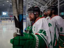 نایب قهرمانی تیم ملی هاکی روی یخ ایران در مسابقات جهانی قرقیزستان