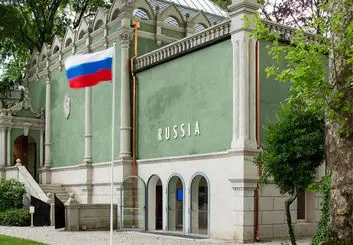 فرانسه تحریم شبکه‌های تلویزیونی دولتی روسیه را آغاز کرد