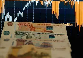 ارزش پول روسیه ۴۱ درصد سقوط کرد | تحریم‌های مختلف علیه روسیه
