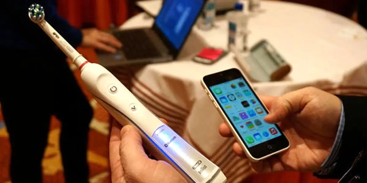 حضور مسواک هوشمند اورال بی در نمیشگاه MWC 2016