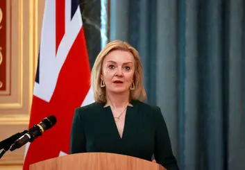 بریتانیا: پرداخت بدهی به ایران را اولویت قرار داده ایم