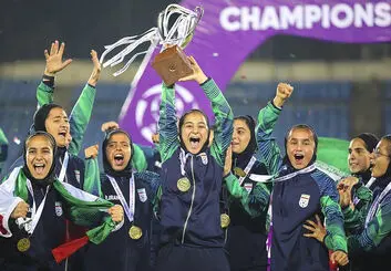 تیم ملی فوتبال دختران ایران قهرمان مسابقات کافا ۲۰۲۲ شد