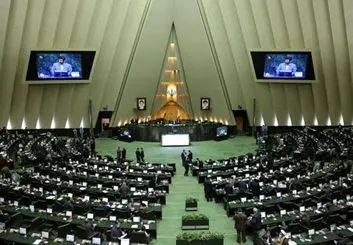 طرح صیانت به صحن علنی مجلس برمی‌گردد؟ | درخواست تحویل هیات رییسه شد