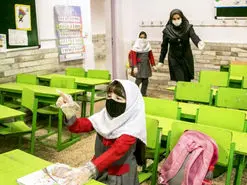 پیشنهاد افزایش یک ماه به سال تحصیلی پذیرفته نشد