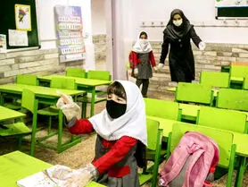 پیشنهاد افزایش یک ماه به سال تحصیلی پذیرفته نشد