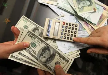 در ۸ سال گذشته نرخ دلار ۷۳۸ درصد رشد داشت