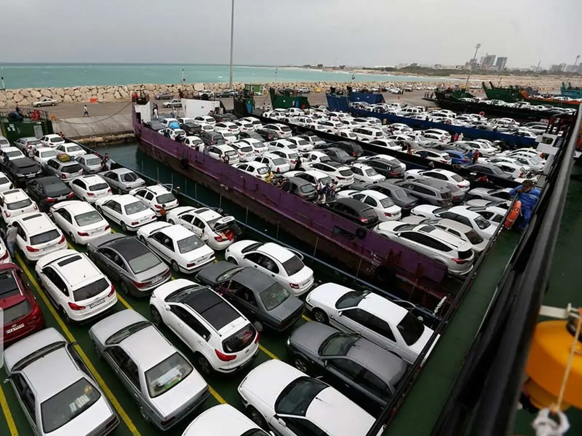 علت حذف خودروهای سواری از فهرست واردات چه بود؟