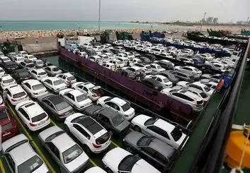 علت حذف خودروهای سواری از فهرست واردات چه بود؟