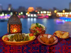 ۱۴ نکته مهم درباره تغذیه سالم در ماه مبارک رمضان