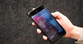 اپل کار را به کنگره کشید