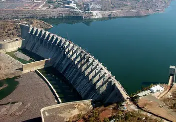 آب سدهای ایران به نیمه رسید