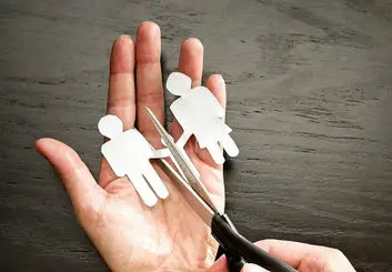 رکورد سن طلاق دهه هشتادی‌ها به ۱۵ سال رسید