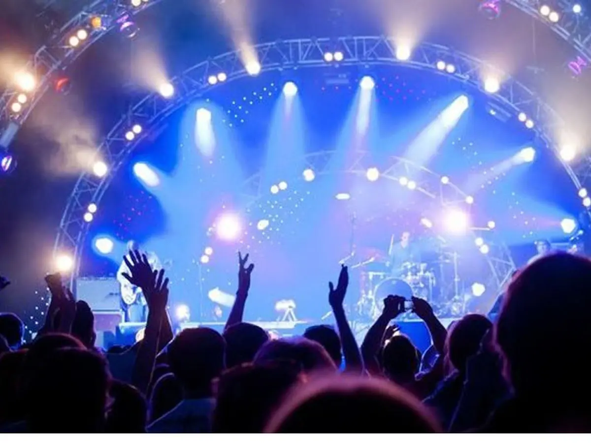 لغو کنسرت‌ها در 1401 تکذیب شد | نیمه دوم ماه رمضان کنسرت نداریم