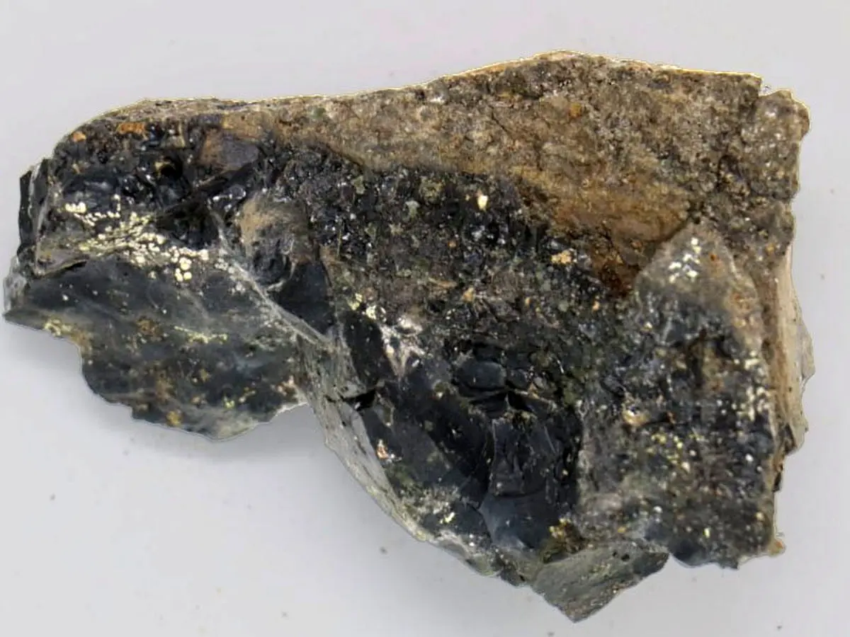 دمای داغ ترین سنگ روی زمین چقدر است؟