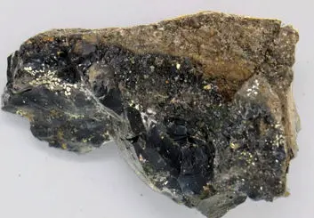 دمای داغ ترین سنگ روی زمین چقدر است؟