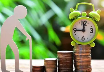 تقاضای افزایش سن بازنشستگی | ۳۰ درصد بازنشستگان امسال زیر پنجاه سال دارند