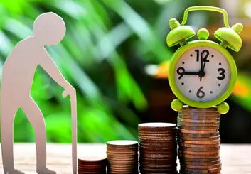 تقاضای افزایش سن بازنشستگی | ۳۰ درصد بازنشستگان امسال زیر پنجاه سال دارند