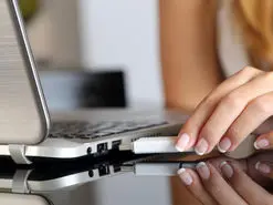 روش های باز کردن فلش USB بدون ویروسی شدن سیستم کامپیوتر