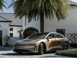 عربستان در تولید خودرو برقی با تسلا رقابت می‌کند