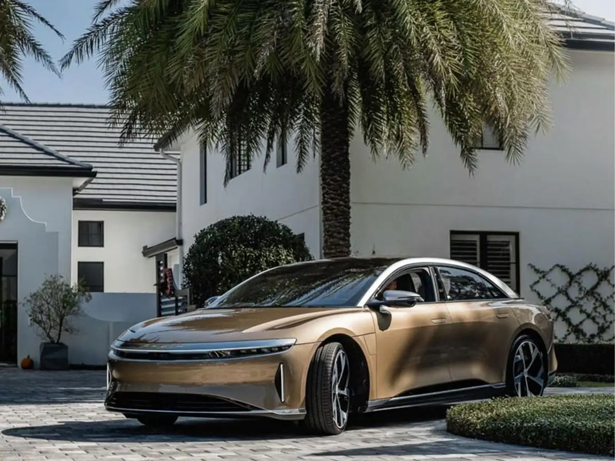 عربستان در تولید خودرو برقی با تسلا رقابت می‌کند