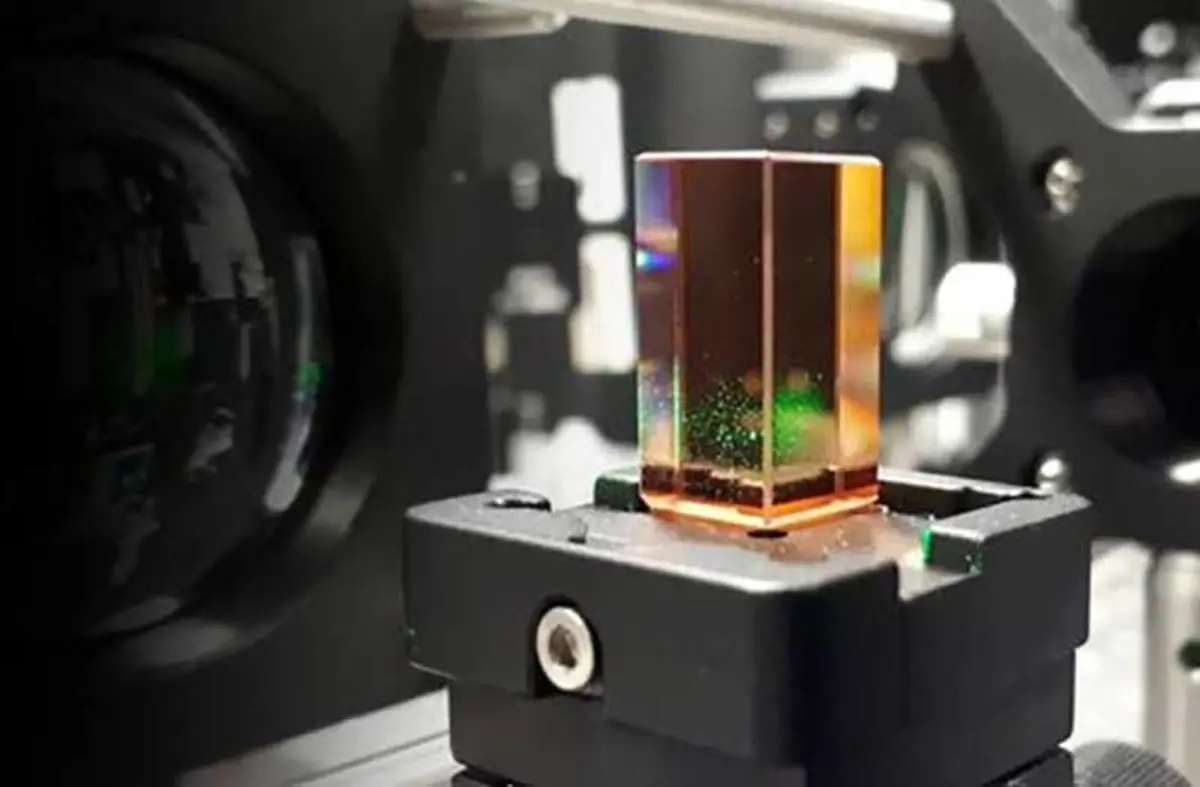 چطور اطلاعات حجیم را در هولوگرام ذخیره می کنند؟