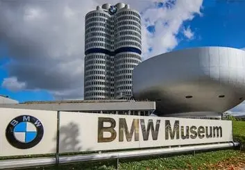 گشتی در موزه خودروسازی BMW