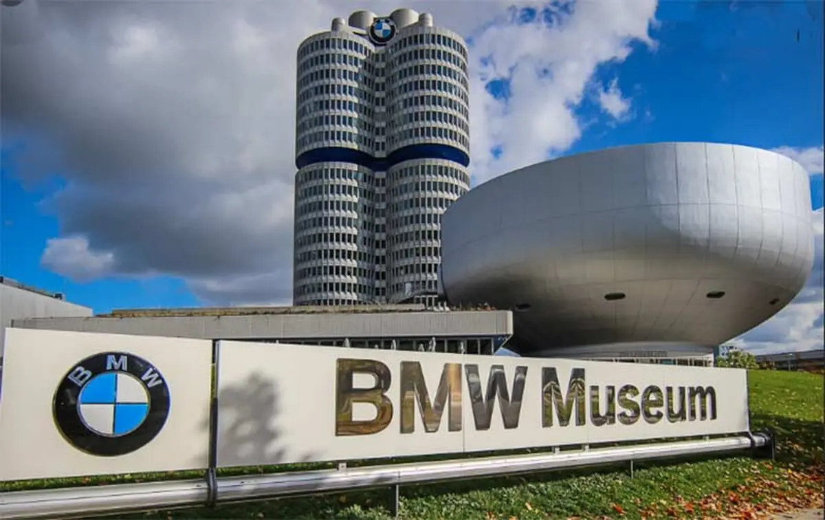 گشتی در موزه خودروسازی BMW
