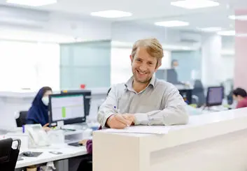 مرکز تماس آنلاین اسنوا؛ نسخه‌‌ای پاسخگو برای همه‌جا