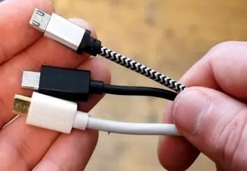 خطرات استفاده از کابل USB تقلبی
