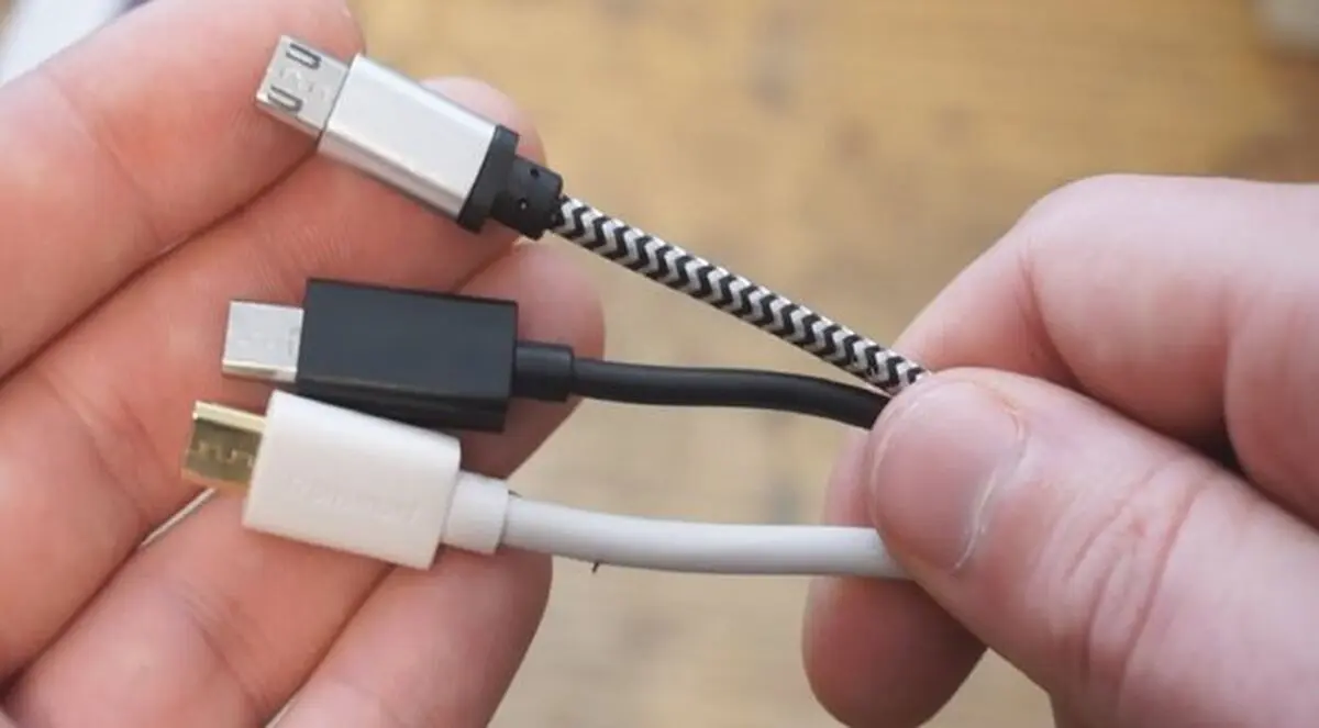 خطرات استفاده از کابل USB تقلبی