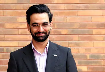 حمله آذری جهرمی به تصمیم قطع اینستاگرام و واتساپ