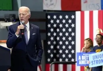 جو بایدن: دسترسی ایرانیان به اینترنت را آسان می کنیم