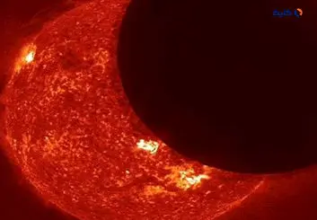 فیلم حیرت‌انگیز لحظه عبور ماه از مقابل خورشید