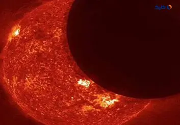 فیلم حیرت‌انگیز لحظه عبور ماه از مقابل خورشید