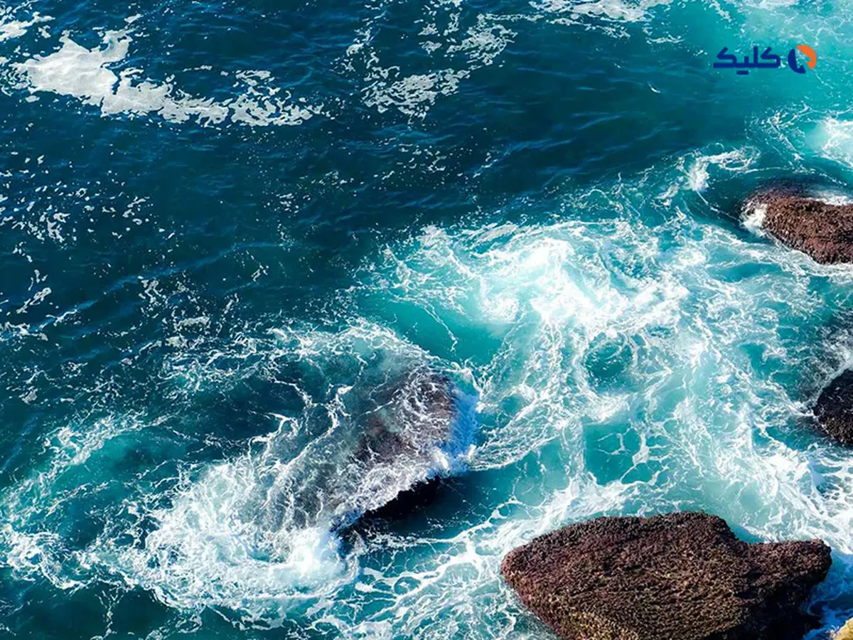 تولید آب شیرین و هم‌زمان برق از آب دریا