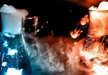 محققان برای اولین‌بار با کامپیوتر کوانتومی، یک واکنش شیمیایی را 100 میلیارد بار کُند کردند