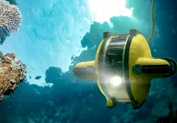 یک ربات زیردریایی که با هوش مصنوعی منابع کف اقیانوس را استخراج کند