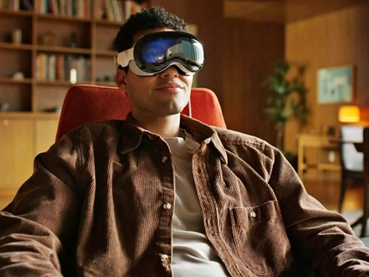 تمام اپلیکیشن‌های آیفون و آیپد روی هدست ویژن پرو قابل اجرا هستند