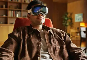 تمام اپلیکیشن‌های آیفون و آیپد روی هدست ویژن پرو قابل اجرا هستند