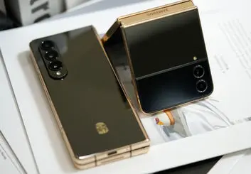 سامسونگ از گوشی‌های تاشوی W24 و W24 فلیپ رونمایی کرد