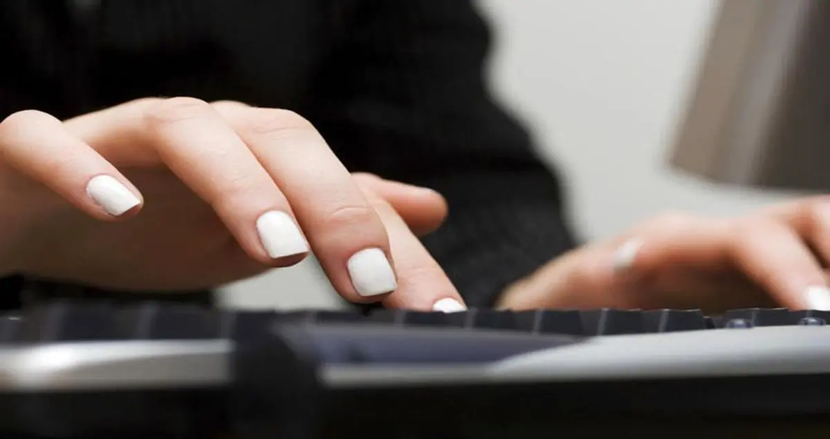 گوگل smart reply را به نسخه وب اپلیکیشن اینباکس اضافه کرد