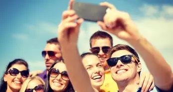 چرا سلفی گرفتن بد است؟
