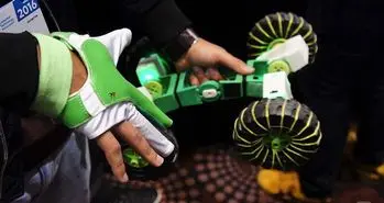 با کیت رباتیک Ziro ربات دلخواه خود را ساخته و کنترل نمایید!