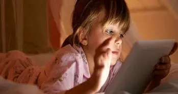 جلوگیری از ضعیف شدن چشم کودکان با نرم افزار Samsung Safety Screen