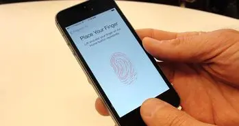 اجبار مظنونی نسبت به قفل‌گشایی از آیفونش خبرساز شد!